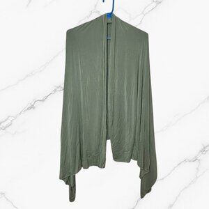 Happy Luxe Wayfarer Travel Wrap Shawl in Sage Green Classic Jersey OS